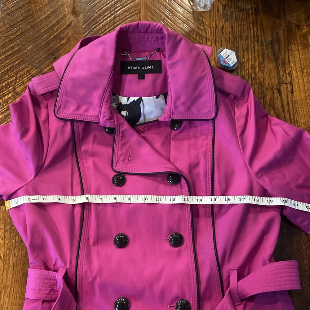 Black Rivet, NWT, pink trench coat, size large - Picture 7 of 7